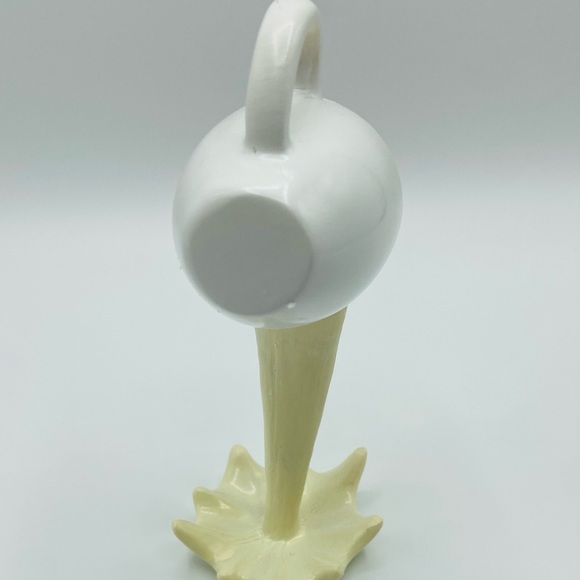 Floating Coffee Cup Mug Spilled Milk for Tiered Tray - New in Box! - Picture 3 of 7